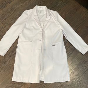 Figs Womens lab coat size small